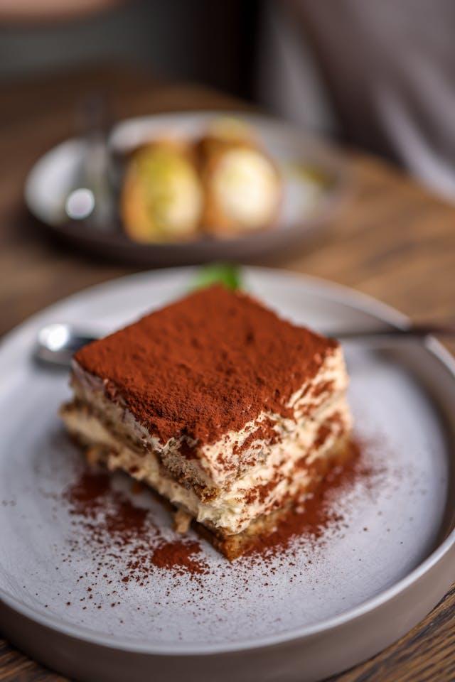 Classic Tiramisu Cake